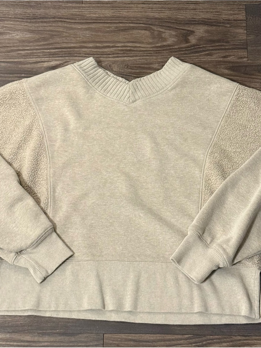 aerie Cream V-Neck Textured Sleeve Pullover
